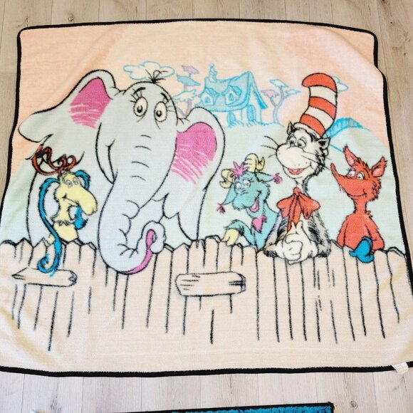 RARE Dr. Seuss Fleece Blanket Featuring Horton The Elephant Fox Cat in The Hat - Picture 3 of 14